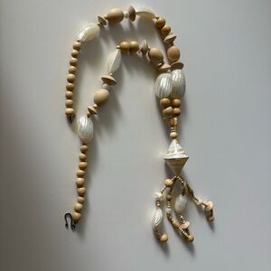 Vintage Cream and Tan Beaded Necklace